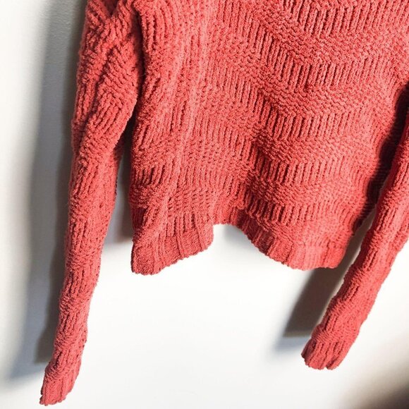 Moon & Madison Chunky Cropped Sweater - Picture 4 of 9